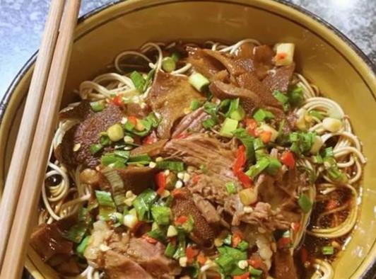 湖州十大美食店排行榜,羊家疆燒烤熱度高、私家小廚知名度高