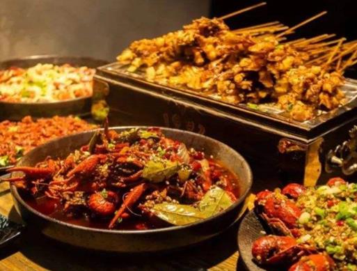 哈爾濱美食店排行榜,紅博中央公園食林、松花江索道星空夜宴十分愜意