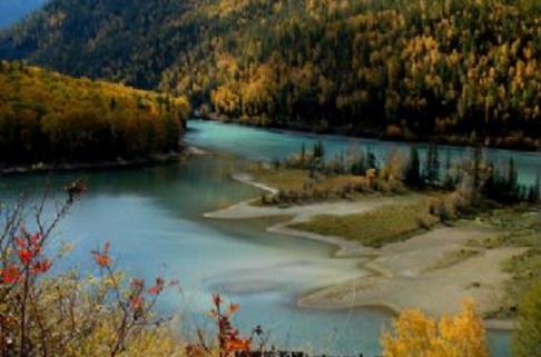 新疆十大旅游景點排行榜 新疆有什么好玩的地方去旅游