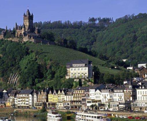 歐洲十大絕美小鎮旅游景點排行 五漁村是五個依山傍海的小村莊