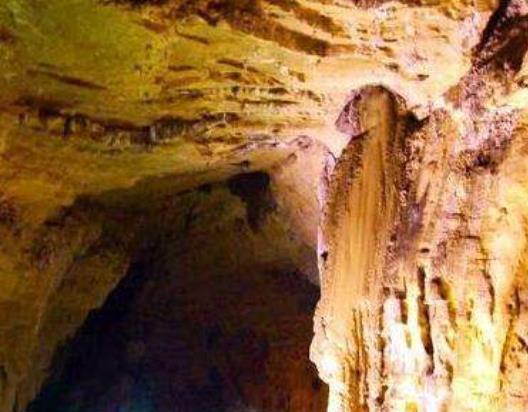 世界九大令人稱奇的洞穴旅游排行 納艾卡礦井水晶洞穴魅力無限