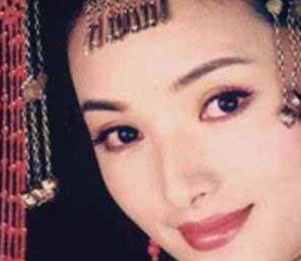 中國(guó)十大腰貨娘子排行 杜十娘是一個(gè)美麗而工于心計(jì)的女人