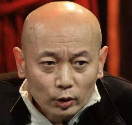 中國(guó)不留頭發(fā)的十大明星排行 陳佩斯1954年2月1日出生于長(zhǎng)春