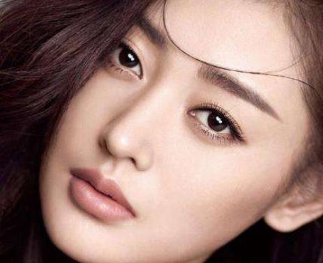 人氣暴漲的七大明星排行 張一山憑借《家有兒女》中“劉星”一夜成名