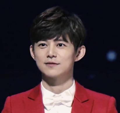 喜歡為家人做飯的明星 李宗盛始終堅(jiān)持為女兒做飯