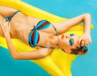 世界最瘋狂的比基尼排行榜 世界上最貴的比基尼三千萬(wàn)美元一件比基尼