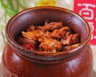 全國最火爆的10個瓦罐快餐品牌 瓦罐香沸小吃實現(xiàn)了品牌質(zhì)的飛躍