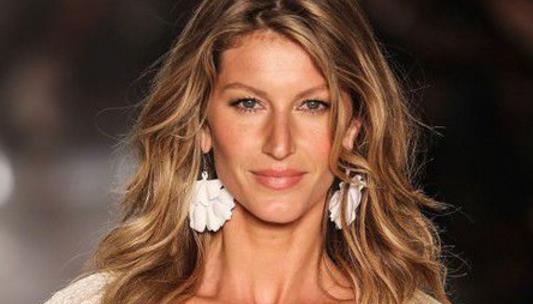 全球十大最迷人足球寶貝排行榜 最迷人足球寶貝都有誰