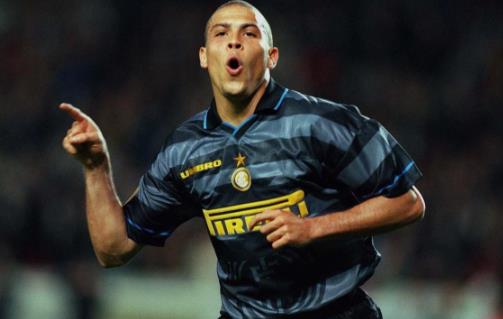 足球十大過人大師排行榜 齊達內僅第4!馬拉多納第2!