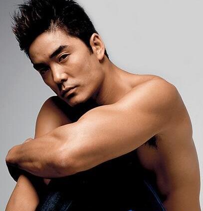 日本10大著名AV男優神技 黃金手指加藤鷹曾與8000名AV女優床戰