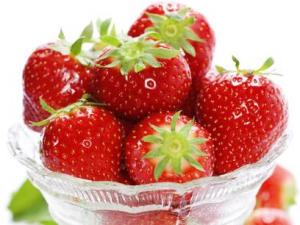 吃草莓有什么好處?草莓的營養(yǎng)及功效與作用
