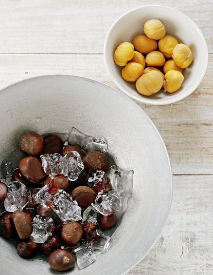 生栗子怎么去皮?生栗子去皮方法,怎樣給生栗子去皮妙招:冷熱交替去栗子核