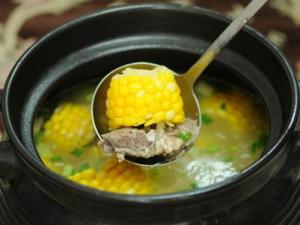 用什么鍋煲湯最好?煲湯用什么鍋