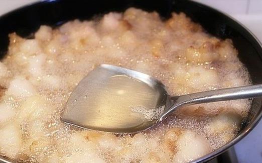 怎么熬豬油?熬豬油的常用方法,熬鍋豬油好過(guò)冬