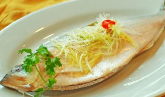 怎樣燉魚(yú)才不易碎?燉魚(yú)的小竅門(mén)