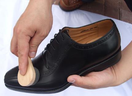 ƤЬ��ô���Bָ�ϣ��úñ��B���Ь