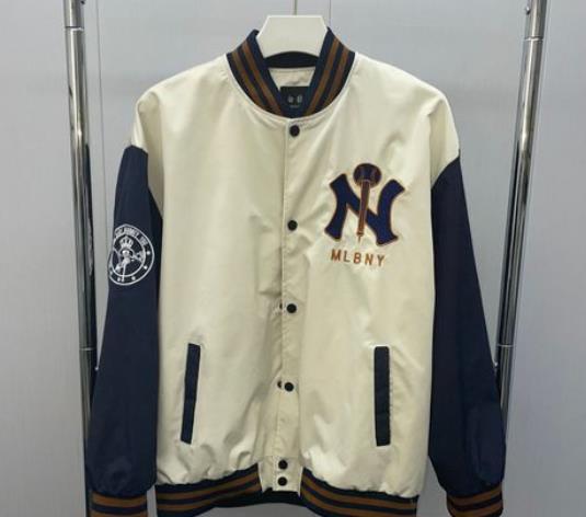 棒球服洗皺了怎么復原?棒球服串色了怎么去除