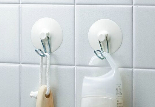 吸盤式掛鉤怎么用?使用吸盤式掛鉤的注意事項(xiàng)