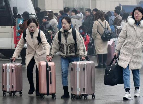 春運返程車票怎么搶才搶到?每年有多少人參加春運?