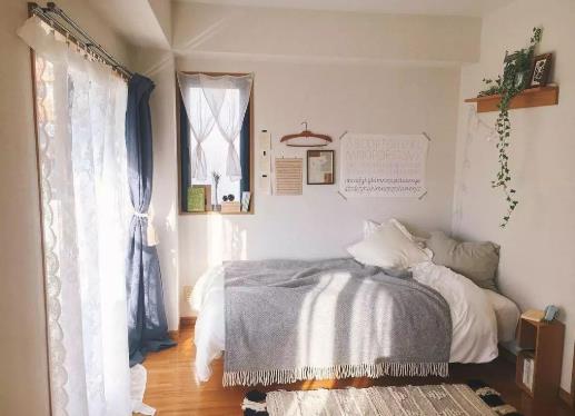 酒店時半夜有人敲門并發出動門鎖的聲音怎么辦?半夜鄰居跑來敲門咋整