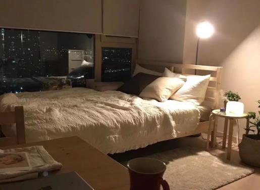 女生獨自在家有人敲門應(yīng)該出聲音嗎?半夜敲門的都是些什么人