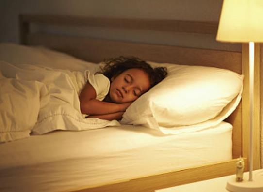 冬天蓋多暖和還是墊多暖和?冬天蓋什么被子保暖又舒服