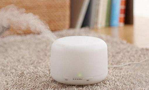 嬰兒可以用加濕器嗎 加濕器用什么水對嬰兒好