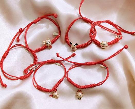 本命年可以戴老婆送的紅繩嗎?本命年戴紅繩什么講究