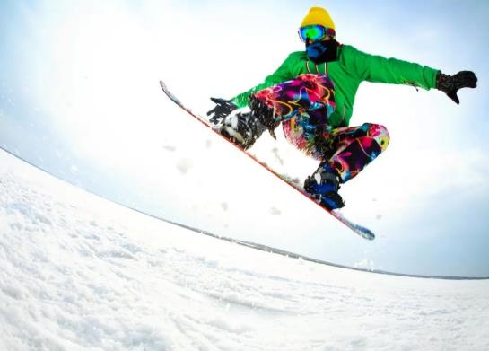 亞布力滑雪場是中國最大的嗎?滑雪場人造雪是什么材料