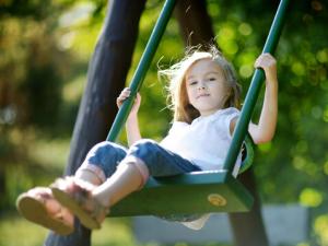 蕩秋千的注意事項(xiàng)-蕩秋千的習(xí)俗來(lái)源