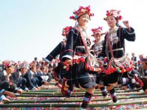 哈尼族有什么風(fēng)俗習(xí)慣?少數(shù)民族哈尼族的習(xí)俗