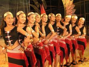 佤族有什么風俗習慣?少數民族佤族的來歷習俗