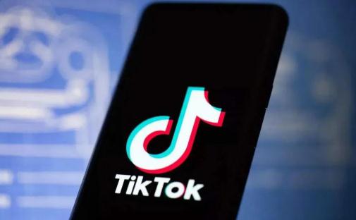 ֱ��һС�r��׈�PK����m ����ֱ���g�]�˵ĕr��Ҫ��PK��