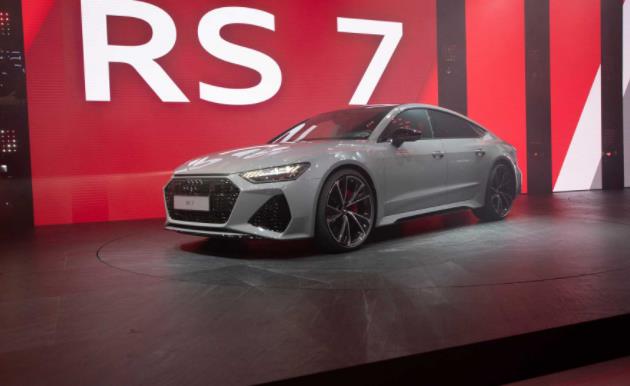 奧迪rs7為什么比超跑還厲害?RS7為什么叫西裝暴徒