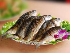 寶寶可以吃鯽魚嗎?寶寶吃鯽魚的做法