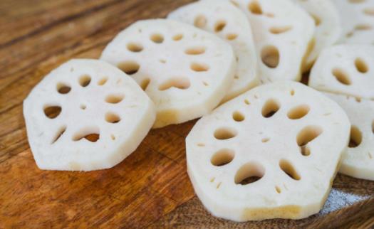 秋天給寶寶吃什么更養(yǎng)生 立秋后寶寶飲食注意事項(xiàng)