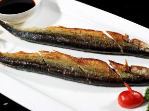 ?孕婦可以吃秋刀魚(yú)嗎?孕婦吃秋刀魚(yú)的注意事項(xiàng)