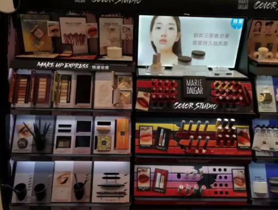 絲芙蘭和專柜的貨源一樣嗎?絲芙蘭的東西和專柜的品質一樣嗎