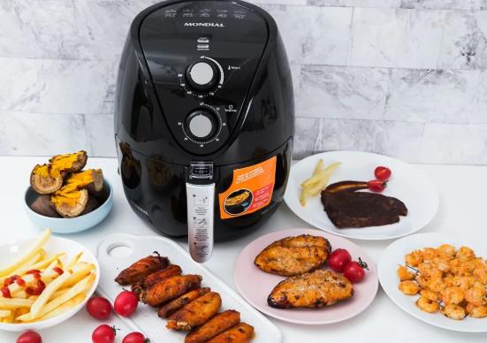 3升的空氣炸鍋能放下一整只雞嗎?三升空氣炸鍋買多少寸的蛋糕模具?