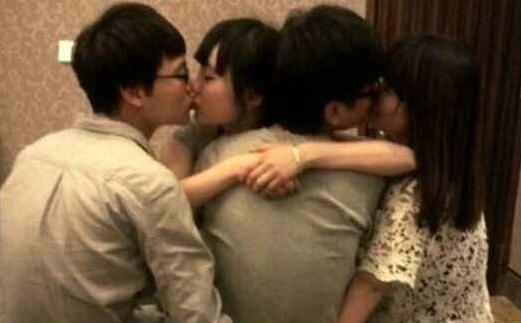 劈腿是什么意思?劈腿女王是什么意思?感情出軌腳踏多條船