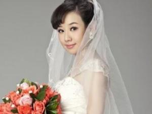 童星關(guān)凌個人資料圖片,關(guān)凌和老公姬云飛結(jié)婚照