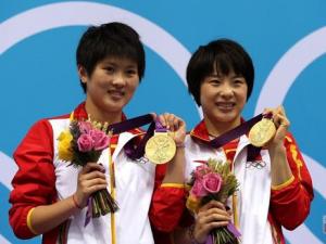 倫敦奧運(yùn)中國(guó)10金 雙人10米跳臺(tái)陳若琳/汪皓金牌