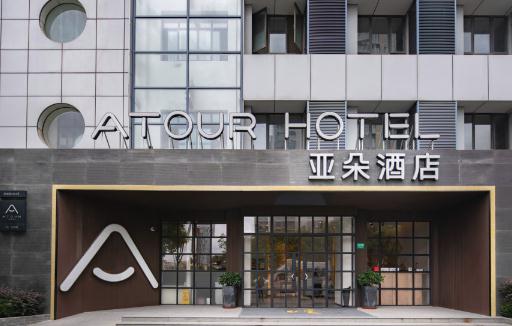 ���伯�F(tu��n)�ؑ�(y��ng)����T�����ֺ��¼� ����Ƶ��ǰ������µĆ�