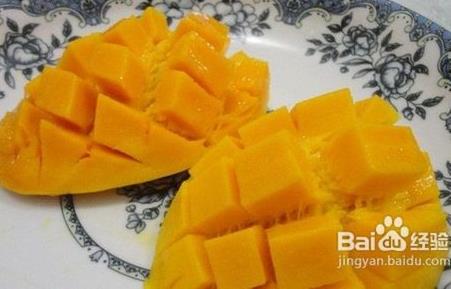芒果怎么吃？芒果怎樣剝皮？芒果剝皮方法