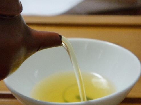 沏茶的最佳水溫是多少?多高的水溫泡茶最好