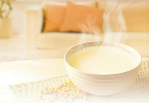 哪些人不宜喝豆?jié){?缺鋅的人不宜常喝豆?jié){