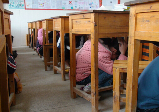 地震帶的分布-怎樣預(yù)防地震?