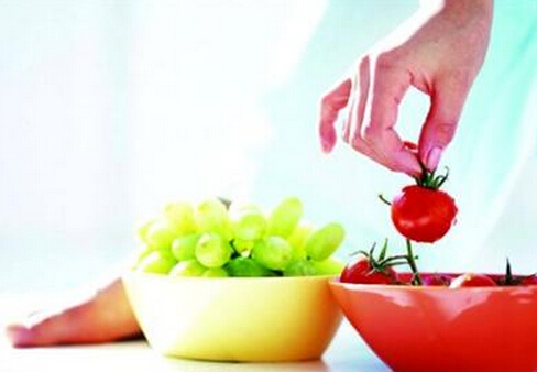 充分?jǐn)z入蔬果,更易保持骨密度