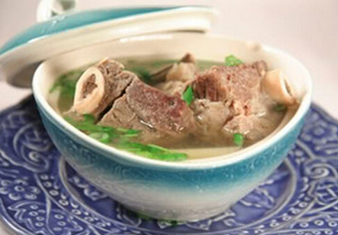 孕晚期喝牛骨湯更加營養