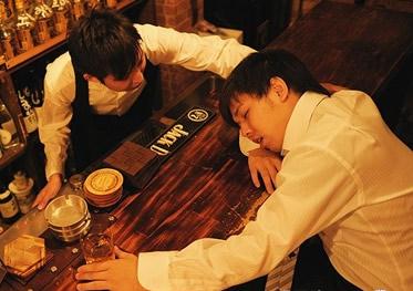 男人喝醉酒后不該做什么?牢記酒后7不要對緩解醉酒癥狀十分有效